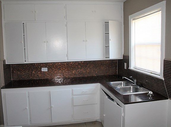 4th image of 1101 N Carrizo St APT 3
