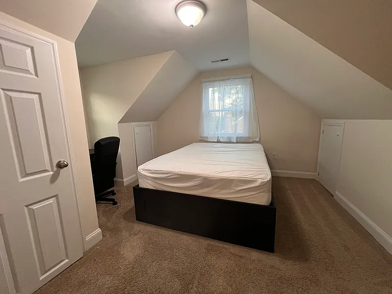 4907 Erie St #5 — Photo 14
