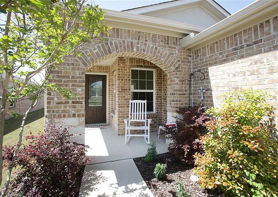 1st image of 2933 Club Meadows Dr