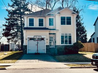 94 Park Ave, Cresskill, NJ 07626