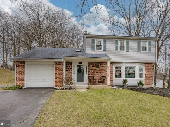 429 Fairfax Dr, Exton, PA 19341