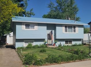 803 Broadway Ave, Dayton, WY 82836