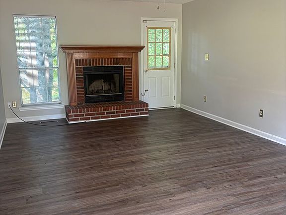 2nd image of 2025 Brewster Rd