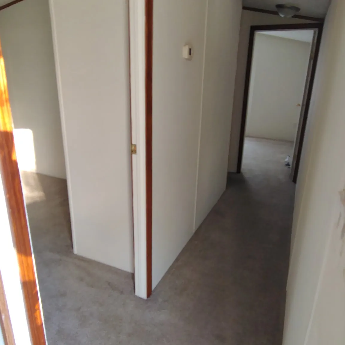3 bed, 1056 sqft, $865 — Photo 4