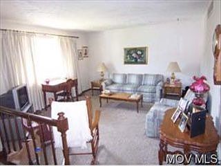 1st image of 212 Greenwood Dr