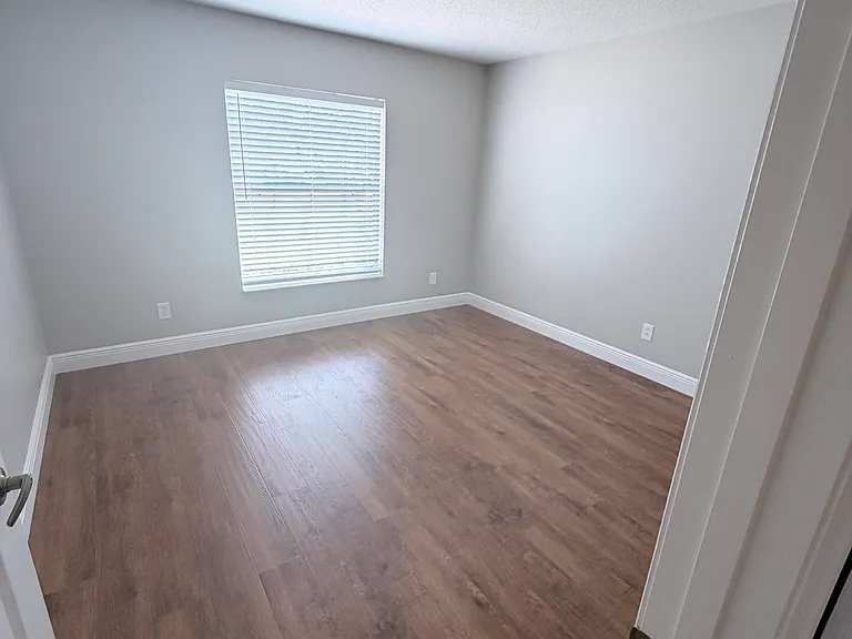 5373 Outlook Dr — Photo 22