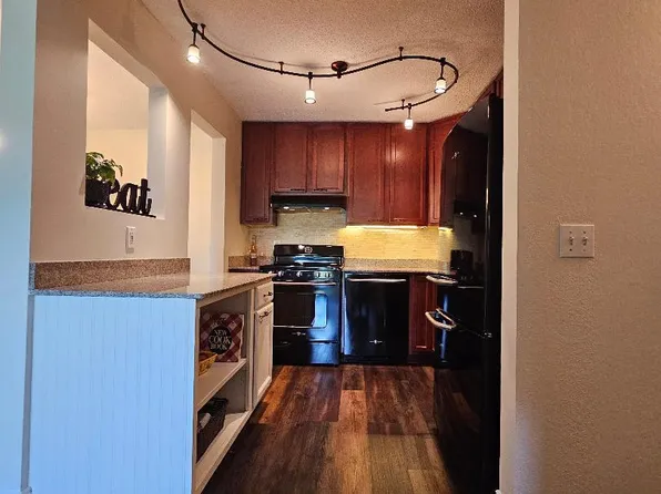 3420 Golfview Dr APT 114, Eagan, MN 55123