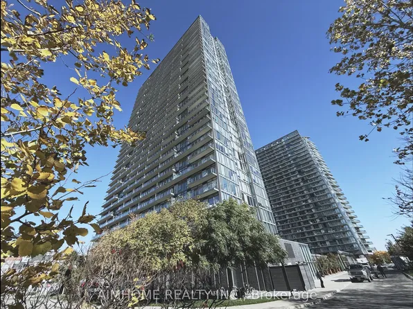 105 The Queensway Way, Toronto, ON
