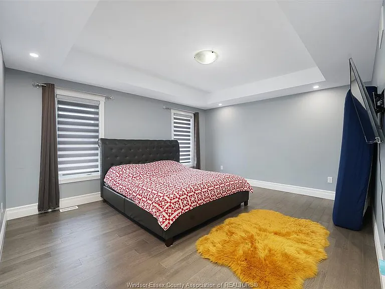 1390 Barkley Ave — Photo 17