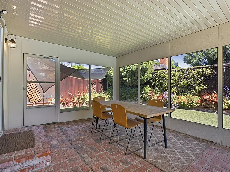 4657 Brenda Cir — Photo 40