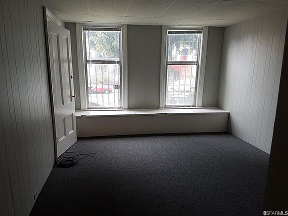 4th image of 1185 S Van Ness Ave #A