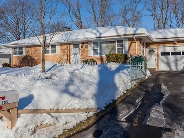 103 Watson St, Chicopee, MA 01020