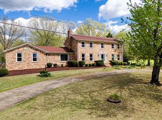 15 Leisure Ln, Jackson, TN 38305