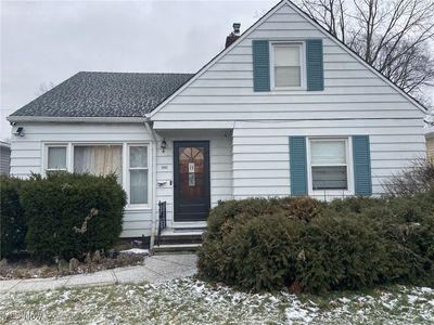 5901 Pearl Rd, Parma Heights, OH, 44130