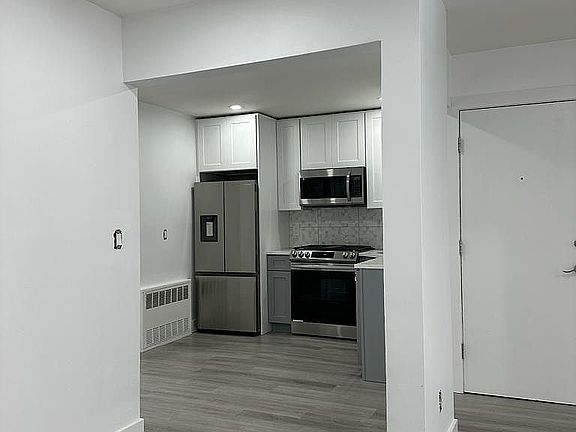 4th image of 24-17 43rd St #2