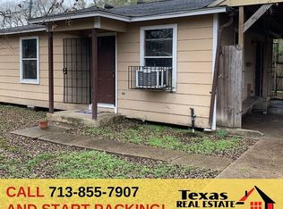 910 Armada Dr, Houston, TX 77091