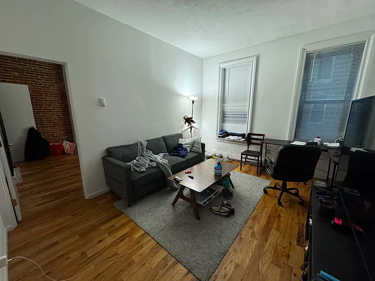 23 Cortes St #4 — Photo 2