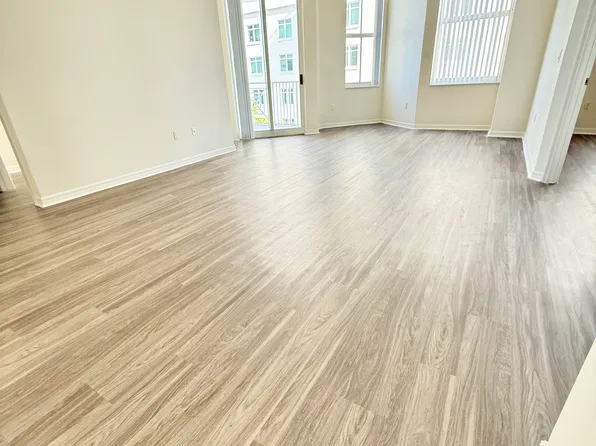 255 Evernia St, West Palm Beach, FL