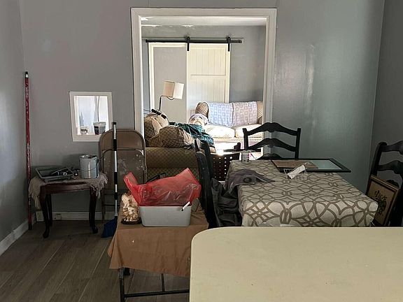 5th image of 118 Shamrock Ave