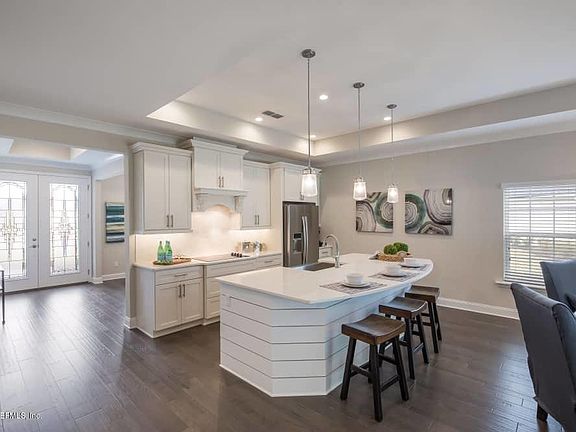 3rd image of 217 Deerfield Meadows Cir