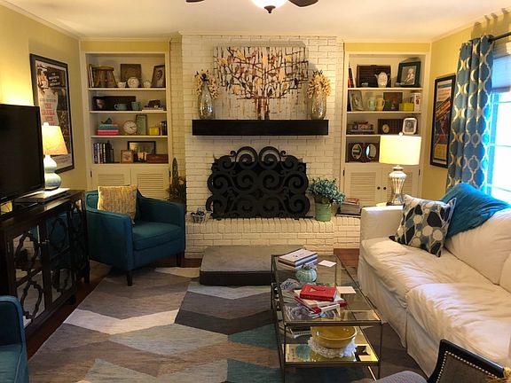 4th image of 2200 Emerson St #2