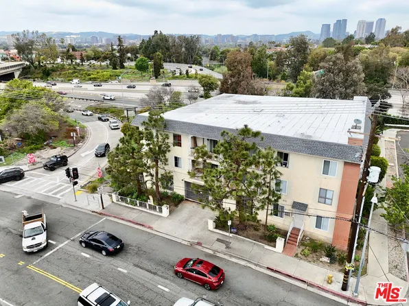 3189 Cheviot Vista Pl, Los Angeles, CA 90034