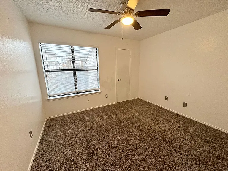 1607 Horizon St — Photo 13