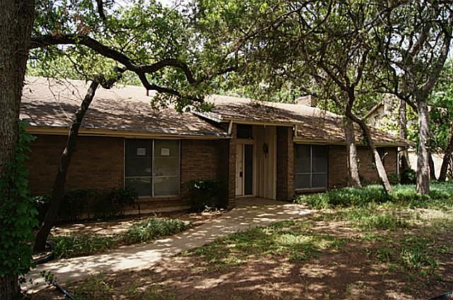 1st image of 4107 Linkwood Dr