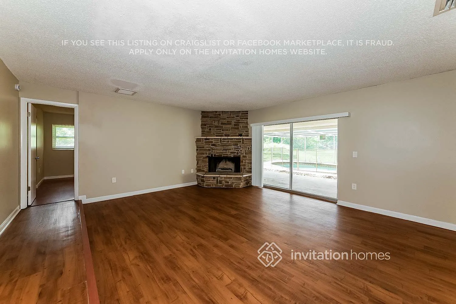 7325 Claries Dr Sarasota, FL 34243 — Photo 3