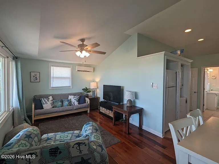 1115 Ocean Blvd — Photo 5