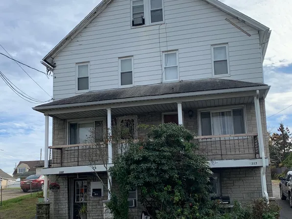 3317 Pittston Ave, Moosic, PA 18507