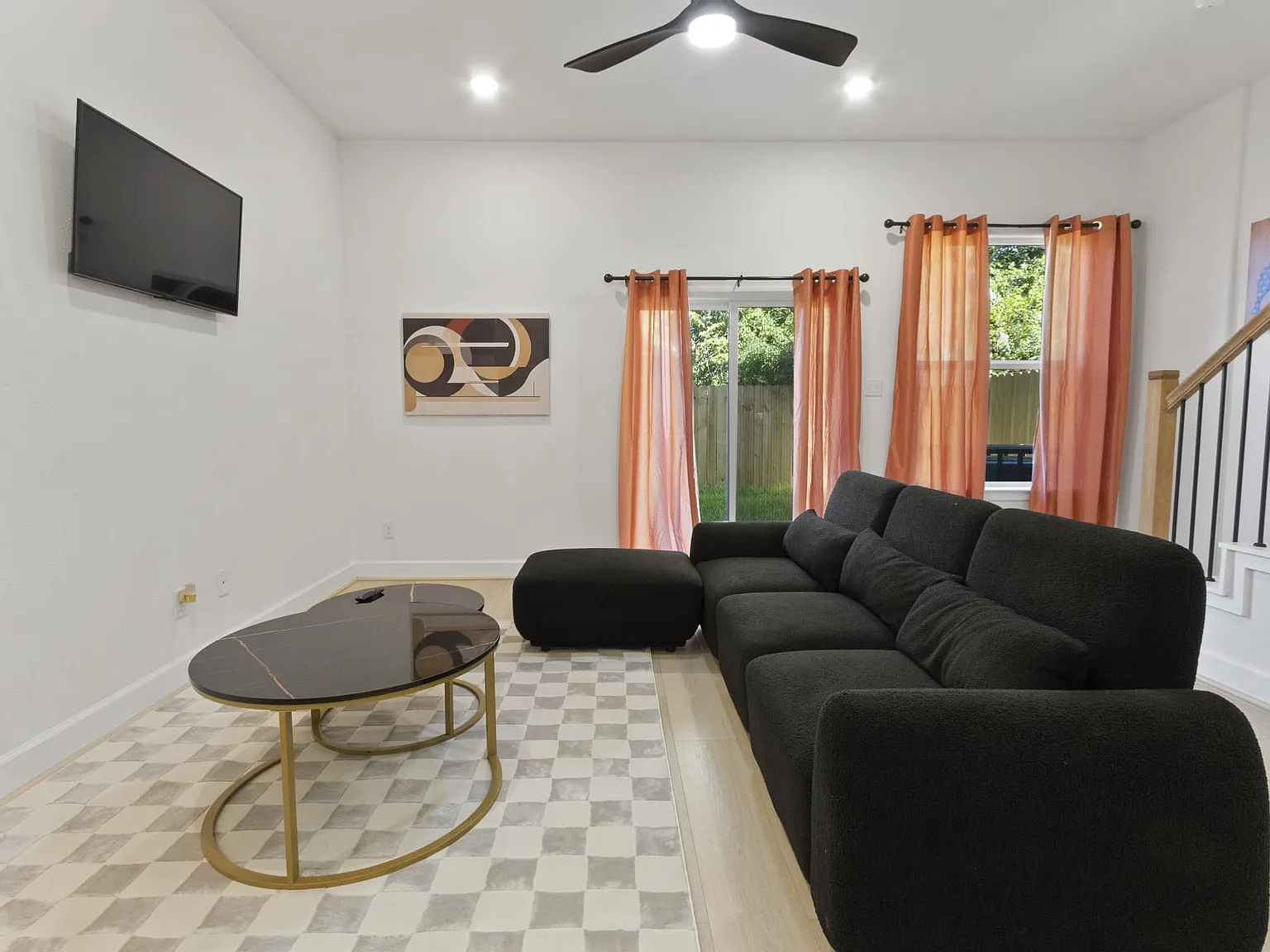 3 bed, 2.5 bath, $2,500 — Photo 4