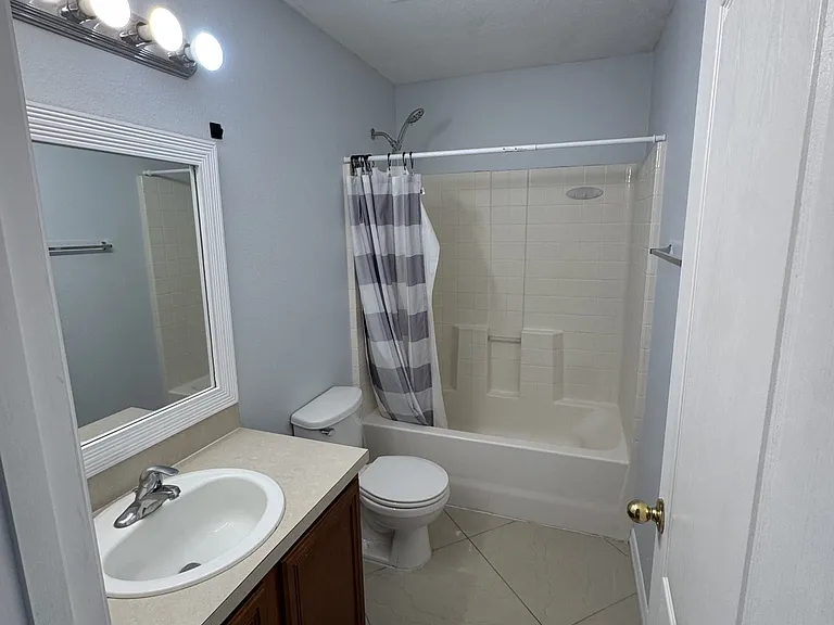 5744 Vista Linda Dr — Photo 13