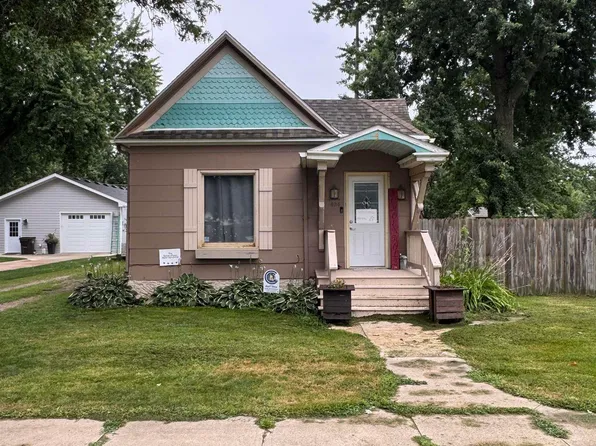 404 E 6th St, Stromsburg, NE 68666