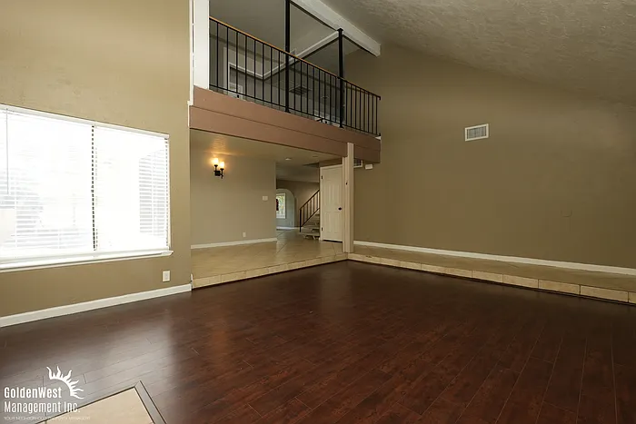 4729 Monaco Rd — Photo 3