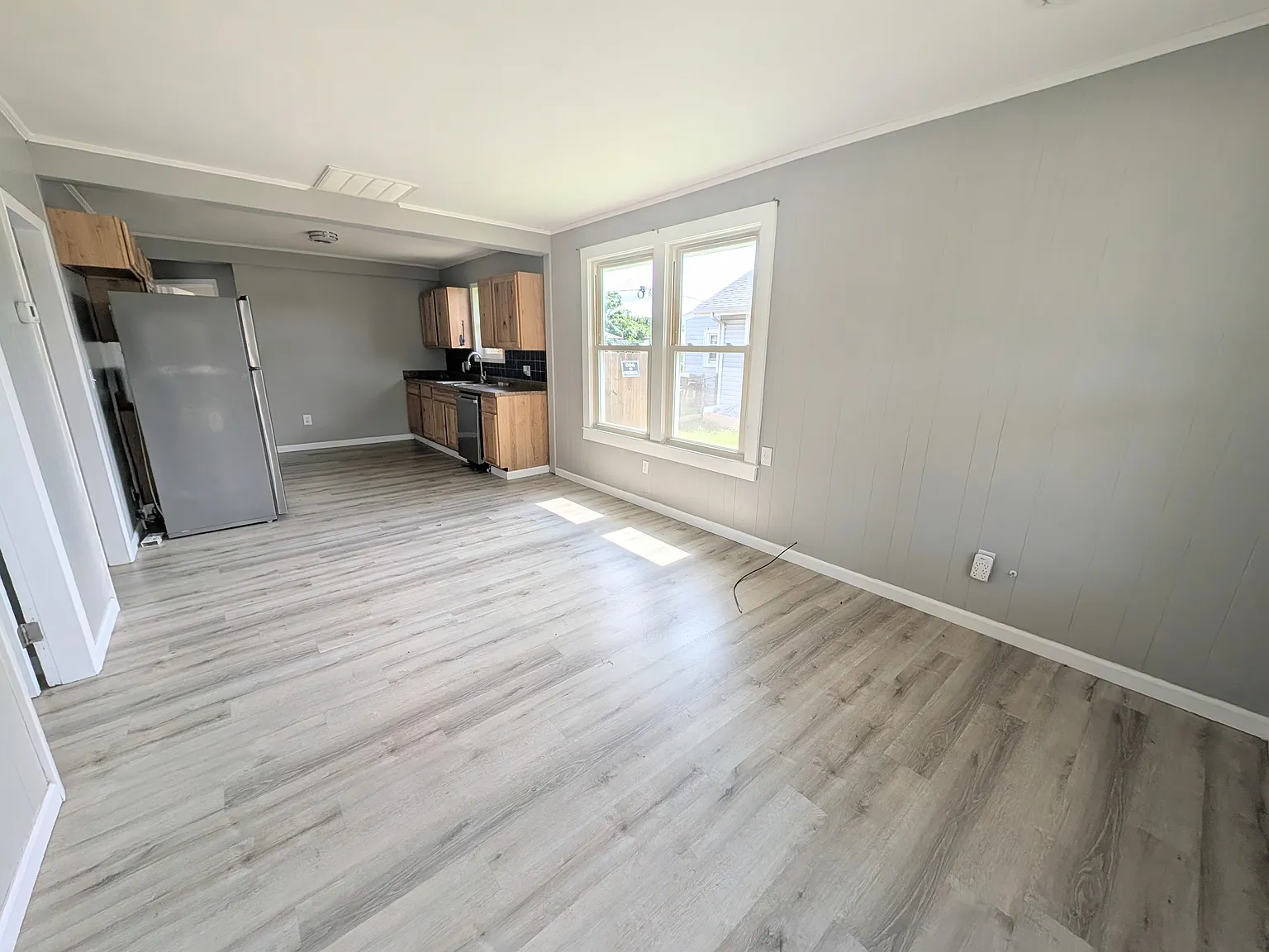 1446 E Sevier Ave — Photo 4