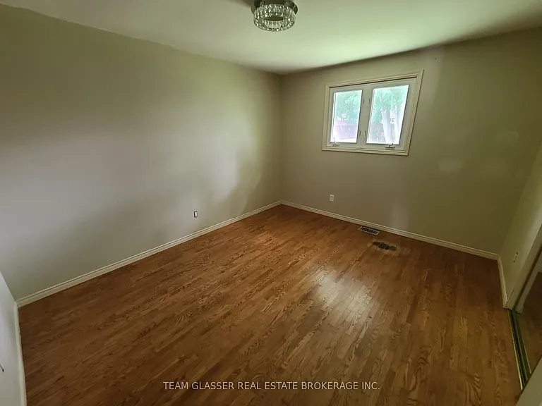 39 Ardsley Rd — Photo 8