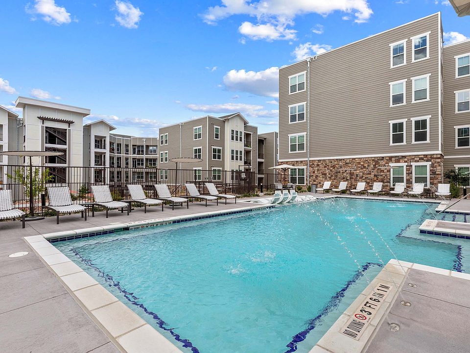 The Zeb, Colorado Springs, CO, Swimming Pool