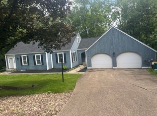 3054 Hartswood Dr, Allison Park, PA 15101