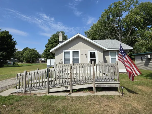 284 S Us Highway 23, Harrisville, MI 48740