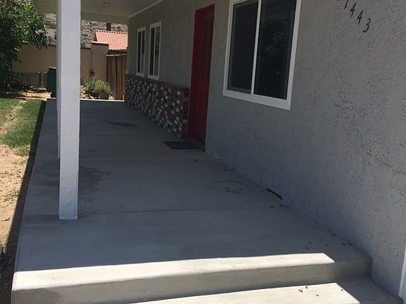 2nd image of 27443 Soboba St