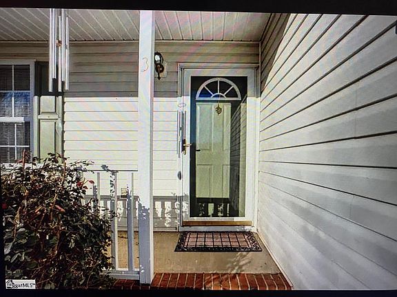 4th image of 3 Willow Wood Ct