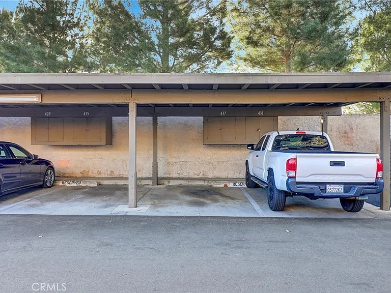 93 Streamwood — Photo 16