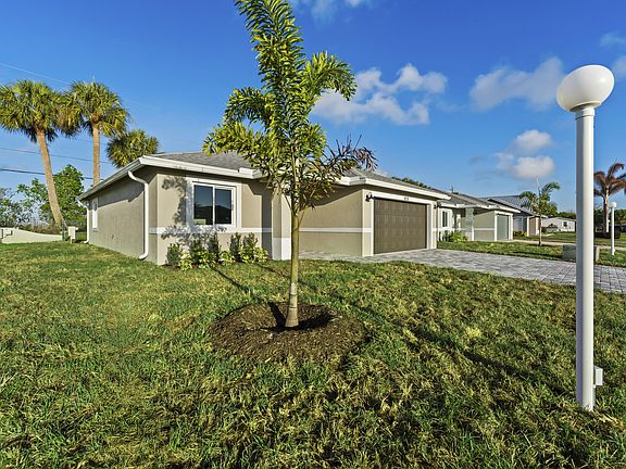 4th image of 4335 SW 15th Way