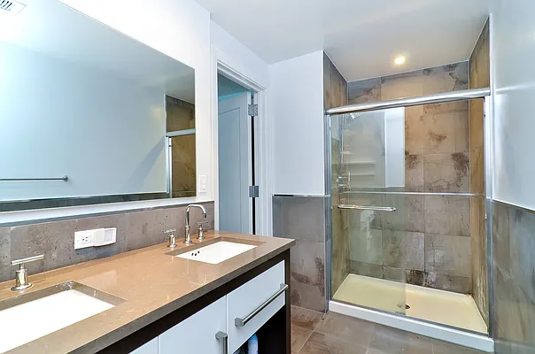 Sold by Prime Realty | media 6