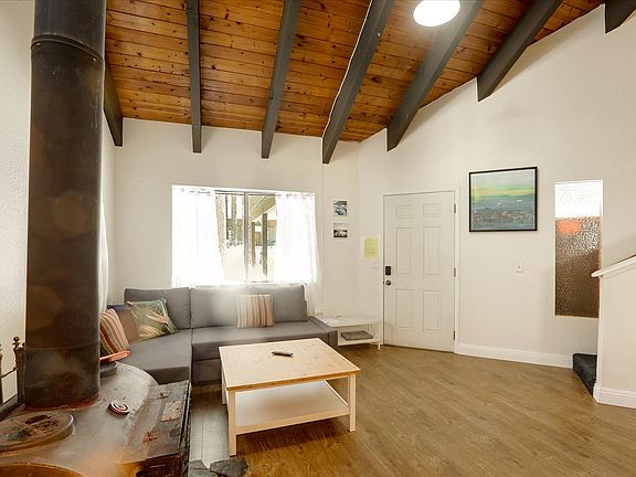 2nd image of 3697 Larch Ave APT 2