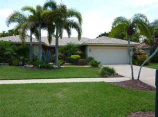 20175 Back 9 Dr, Boca Raton, FL 33498