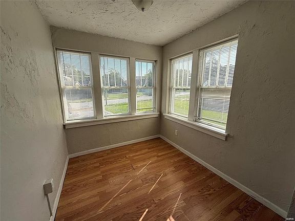 2nd image of 1195 Belrue Ave #2N
