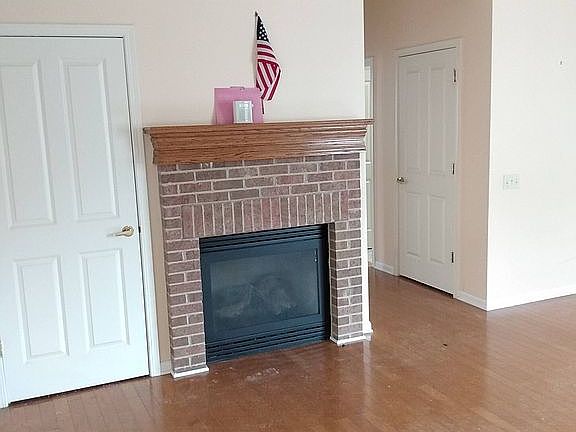 2nd image of 12891 Applewood Dr