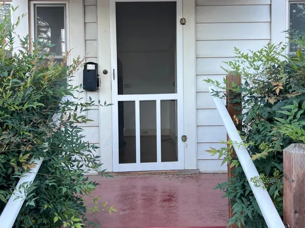 1519 32nd St, Sacramento, CA 95816